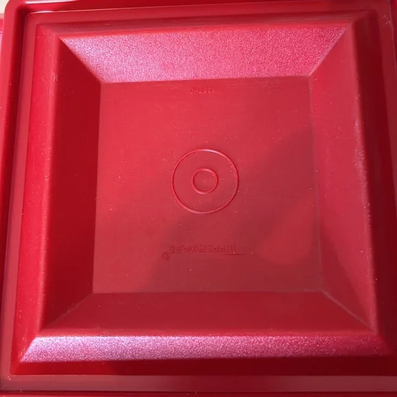 Retro 1990s Rare Tupperware Server - Picture 5 of 7